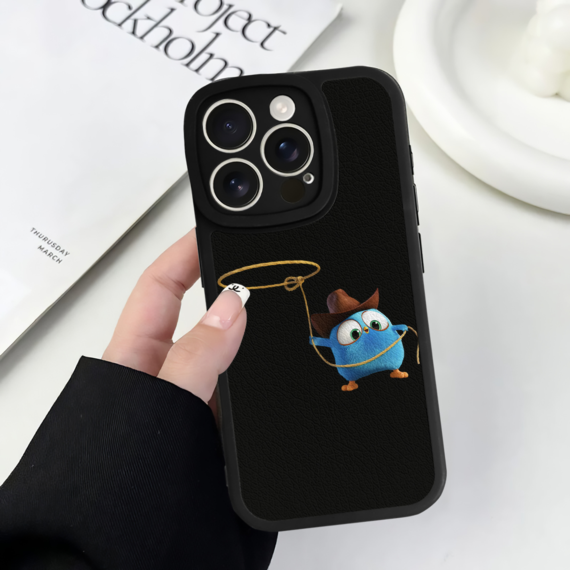 （画像用） Angry Birds アングリーバード 【iPhone 16シリーズ対応】シリコンスマホケース（レザー調） 材質：シリコン